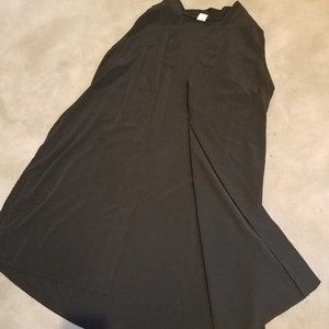 BLACK VEST WITH OPEN SIDES